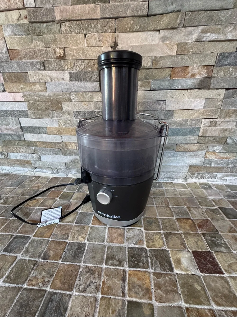 Nutribullet Compact Black Juicer + Cup